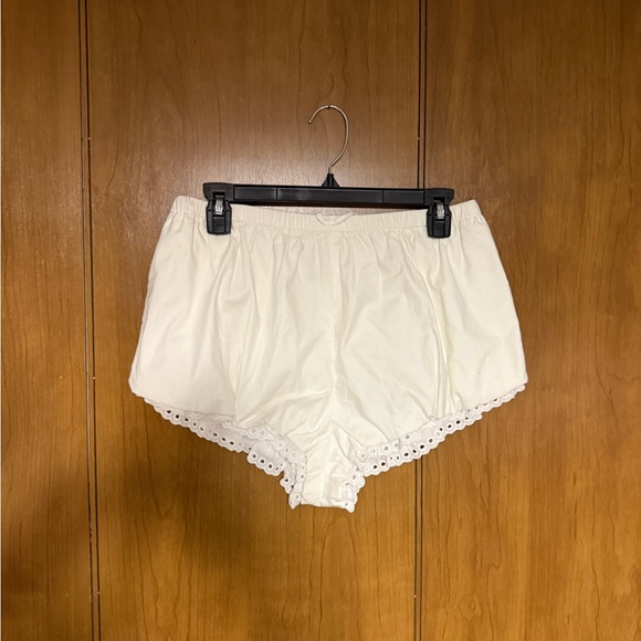 Reformation Betsy Bloomer Shorts - Picture 3 of 5